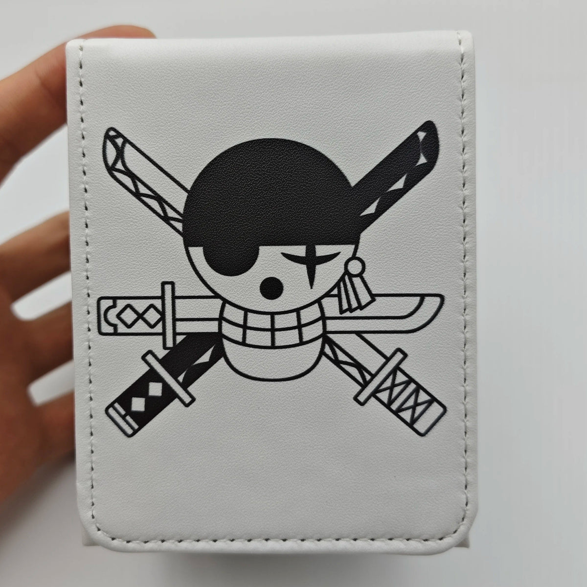 Deck Box - Zoro (White/Black)